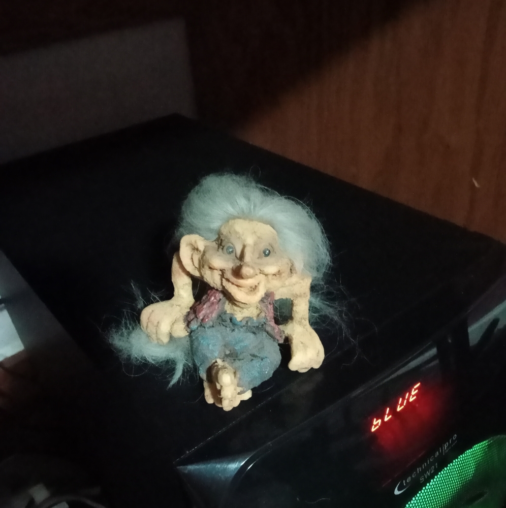 VINTAGE NORWEGIAN TROLLS - HANDCRAFTED - Picture 2 of 4